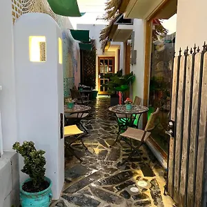 Aires Mediterraneos , San Juan Puerto Rico